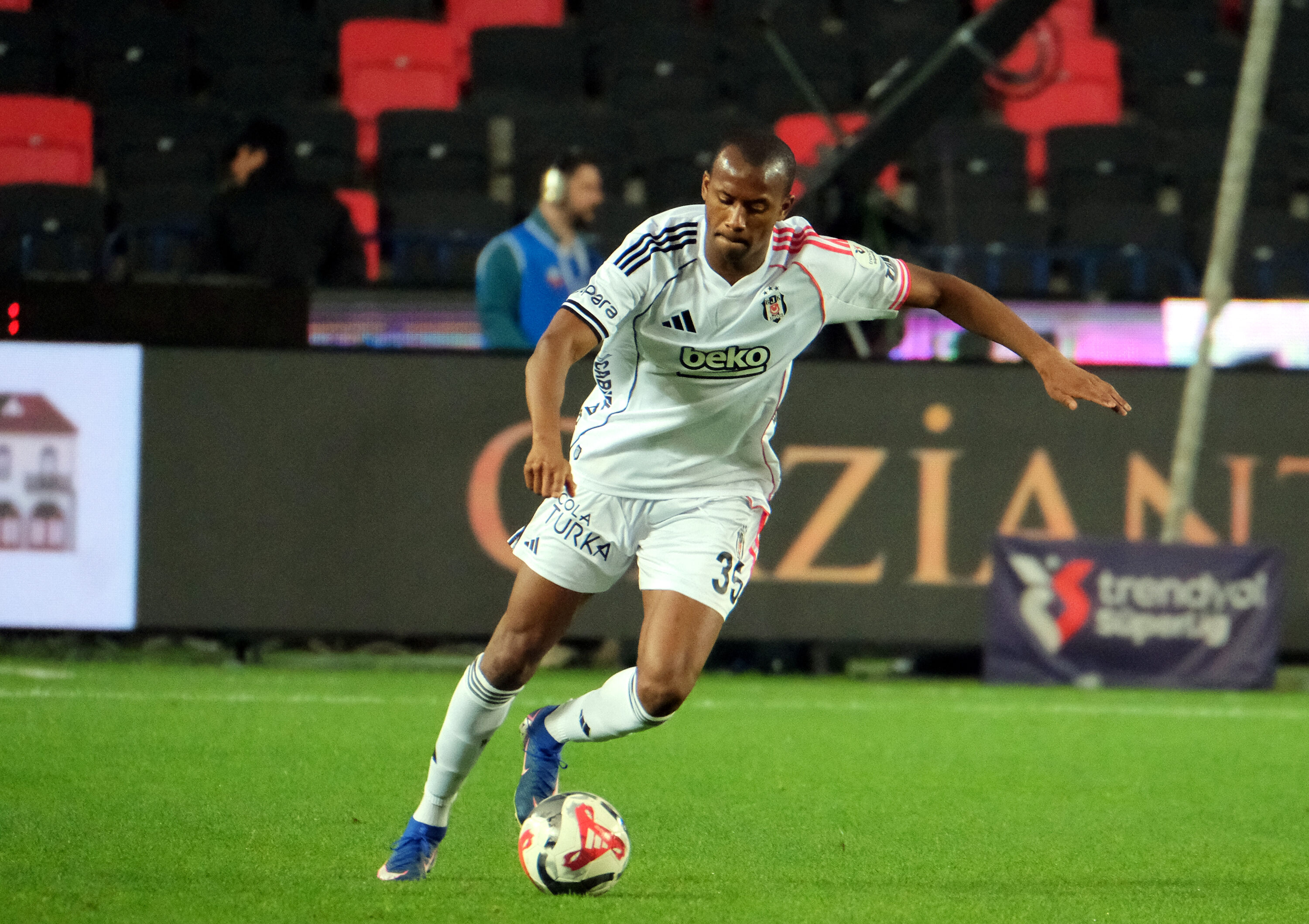 Beşiktaş 2 Kazandı Gaziantep Fk Maç Özeti Ve Goller (9)