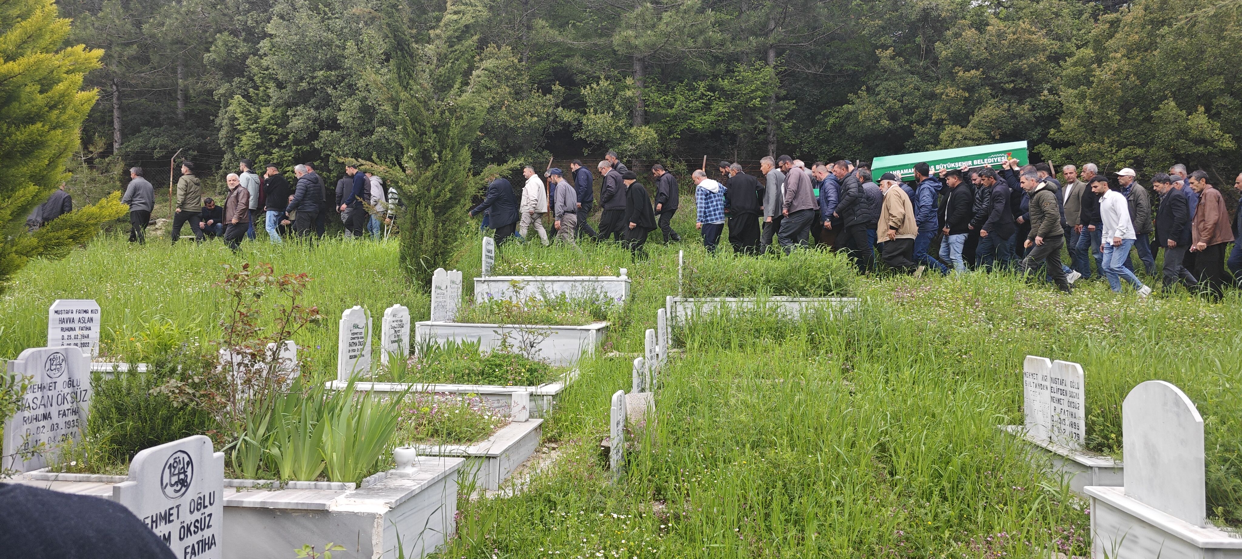 Çekyattan Düşen Bertuğ Öldü, Sinir Krizi Geçirip Hastaneden Ayrılan Babası Kazada Hayatını Kaybetti (2)