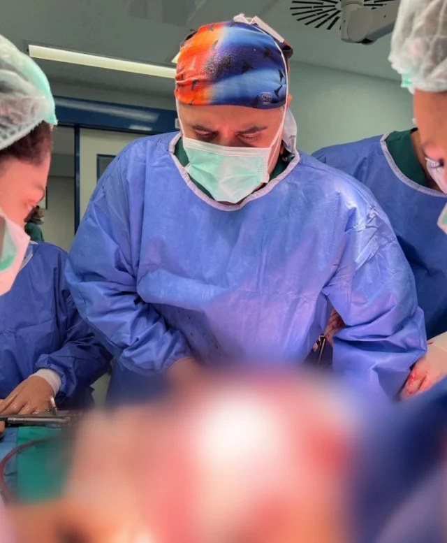 Doktorları Şaşkına Çeviren Vaka Kabızlık Sandı, Karnından 22 Kiloluk Tümör Çıktı (2)