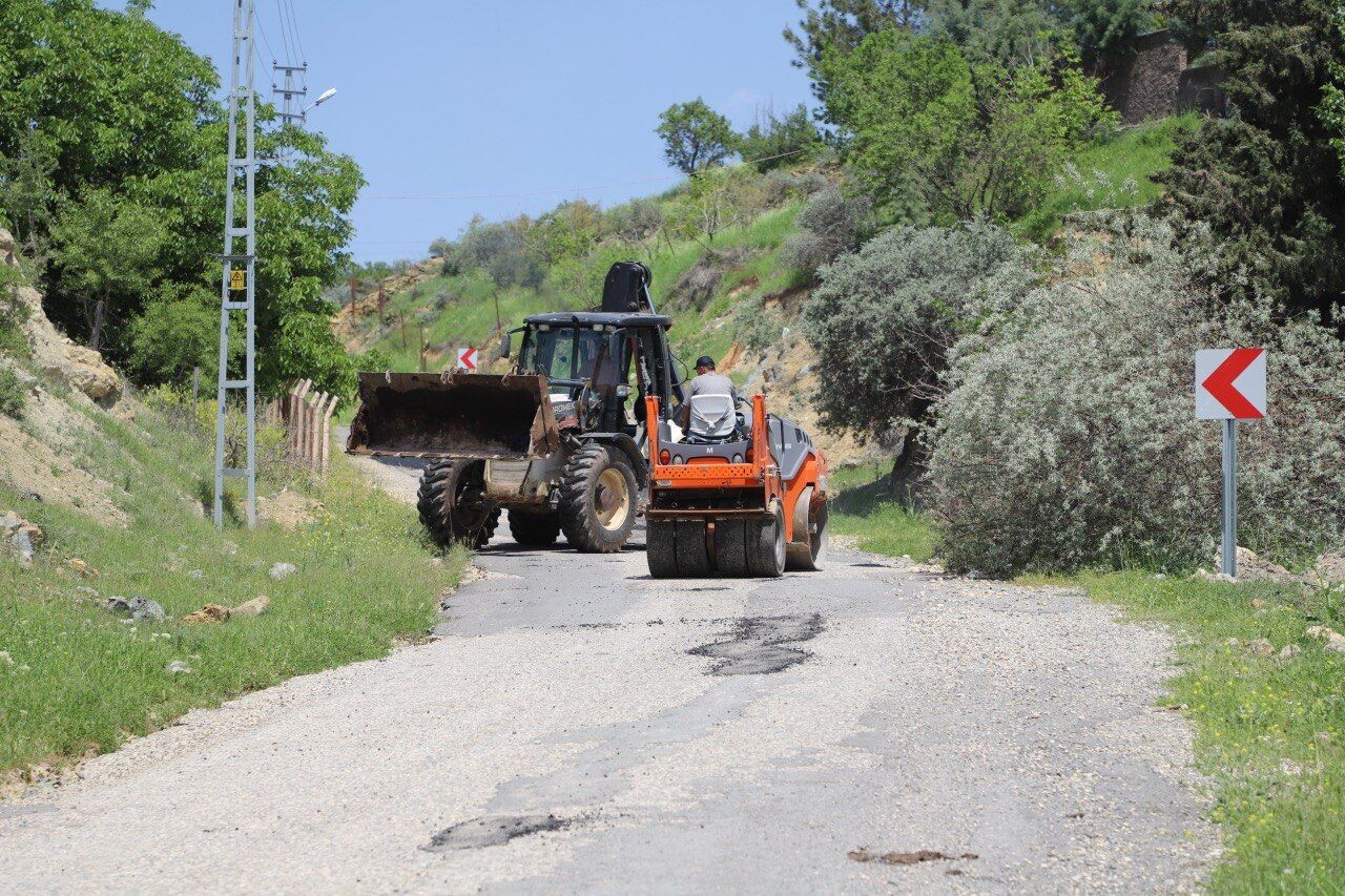 Dulkadiroğlu Göllü Mahallesi’nde Yol Konforu Artıyor (2)