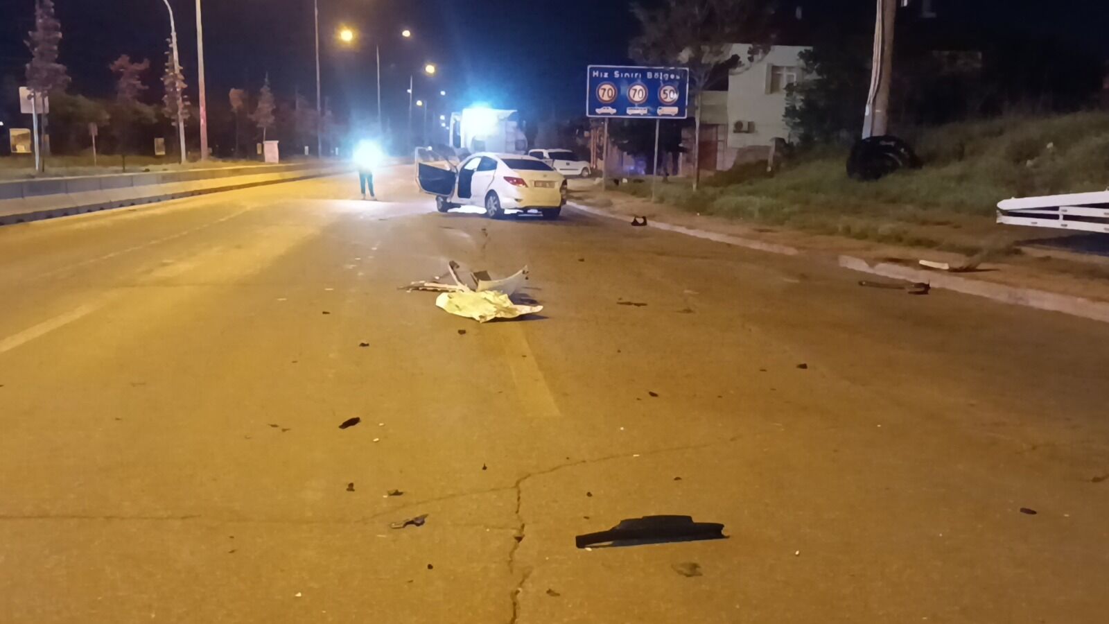 Eda Taşkın Kimdir, Neden Vefat Etti Park Halindeki Çekiciye Çarpan Otomobilden Fırlayan Eda Taşkın Kaç Yaşında, Nereli (4)