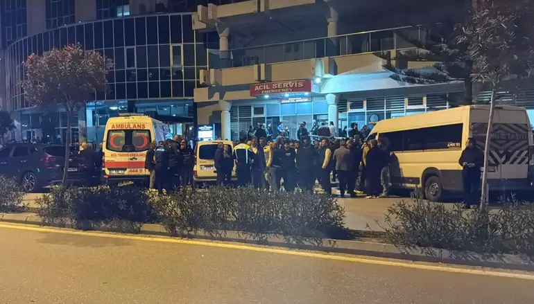 Eski Bakan Mevlüt Çavuşoğlu'nun Kardeşi, Ofisinde Silahla Vurulmuş Halde Bulundu (2)