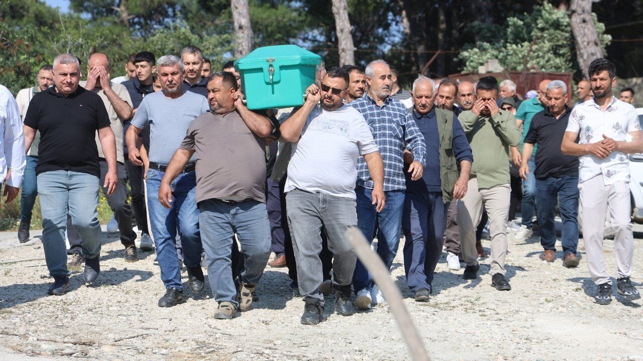 Hatay’da Dehşet! 3 Yaşındaki Poyraz’ı Öldürüp Parçalara Ayıran Baba Tutuklandı (8)