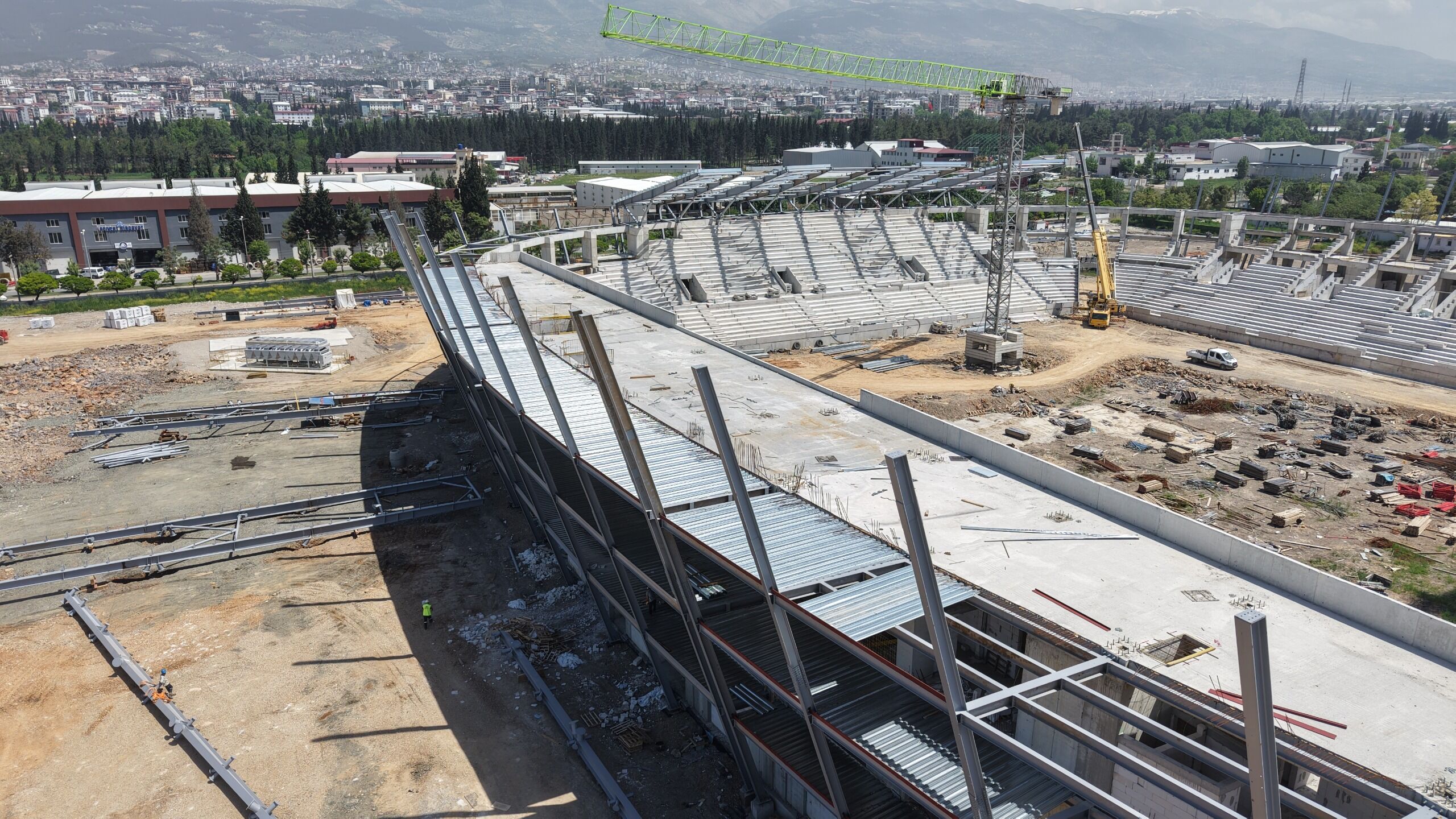 Kahramanmaraş Stadyumunda İnşaatın Yüzde 43’Ü Tamamlandı (7)