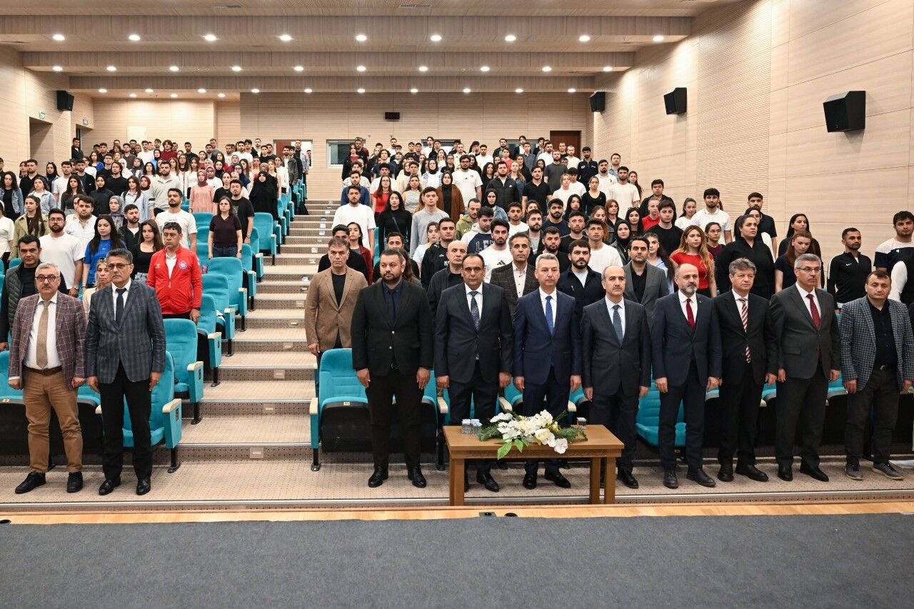 Kahramanmaraşlı Gençler Bağımlılığa Karşı Bilgilendirildi (1)