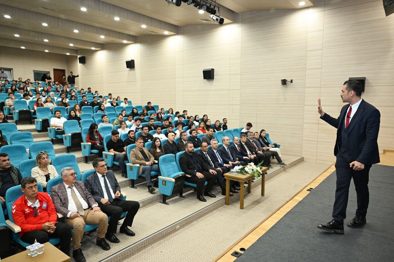 Kahramanmaraşlı Gençler Bağımlılığa Karşı Bilgilendirildi (5)