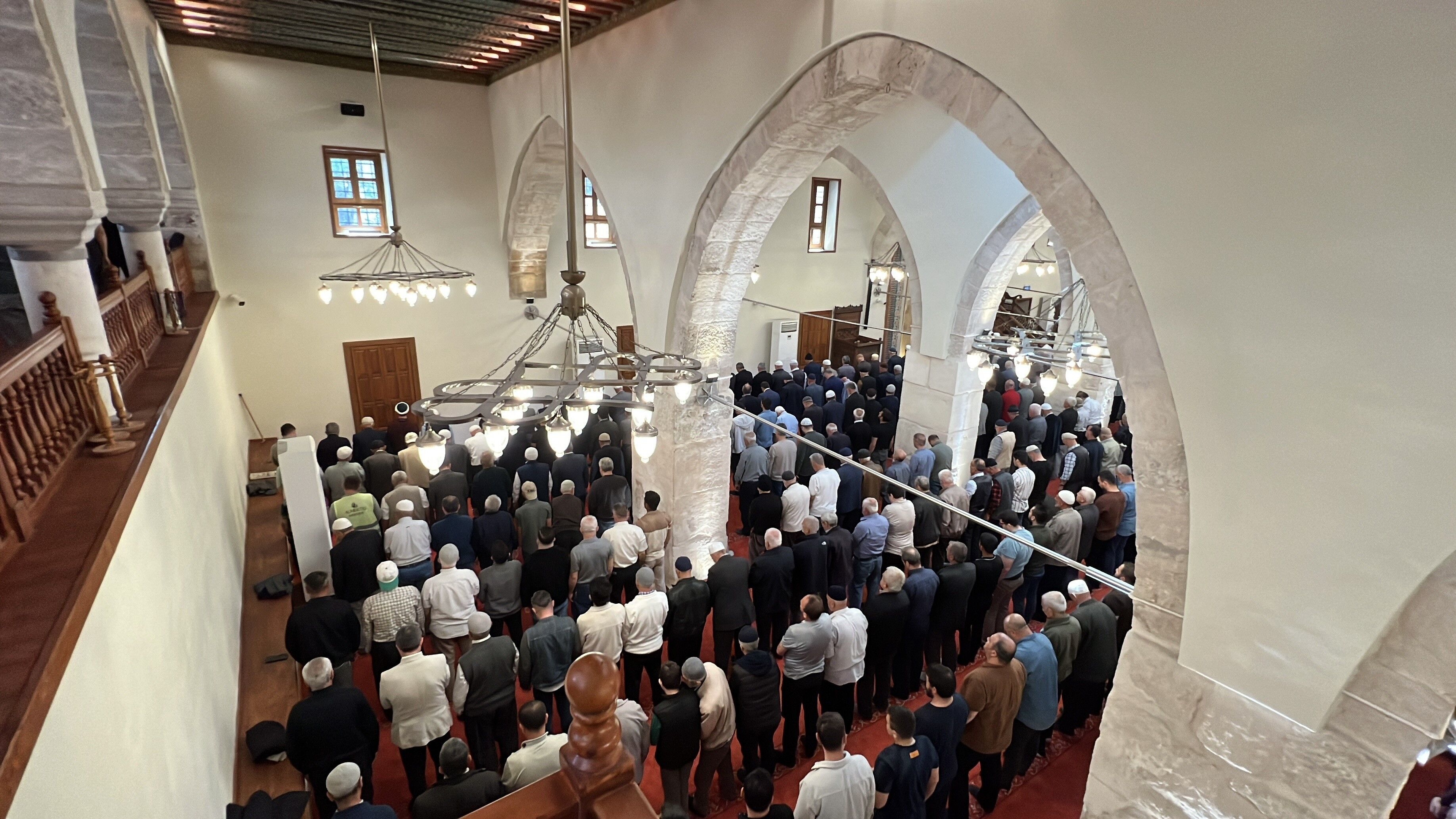 Kahramanmaraş'ta 583 Yıllık Ulu Cami’de İlk Cuma Namazı Kılındı (7)
