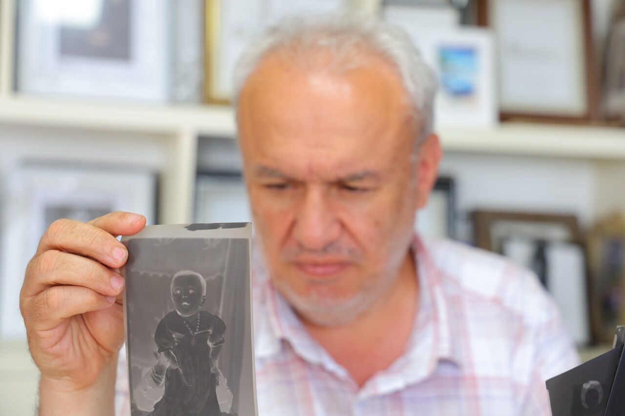 Kahramanmaraş’ta 81 Yıllık Fotoğrafhanede 400 Bin Fotoğraf Saklanıyor (4)