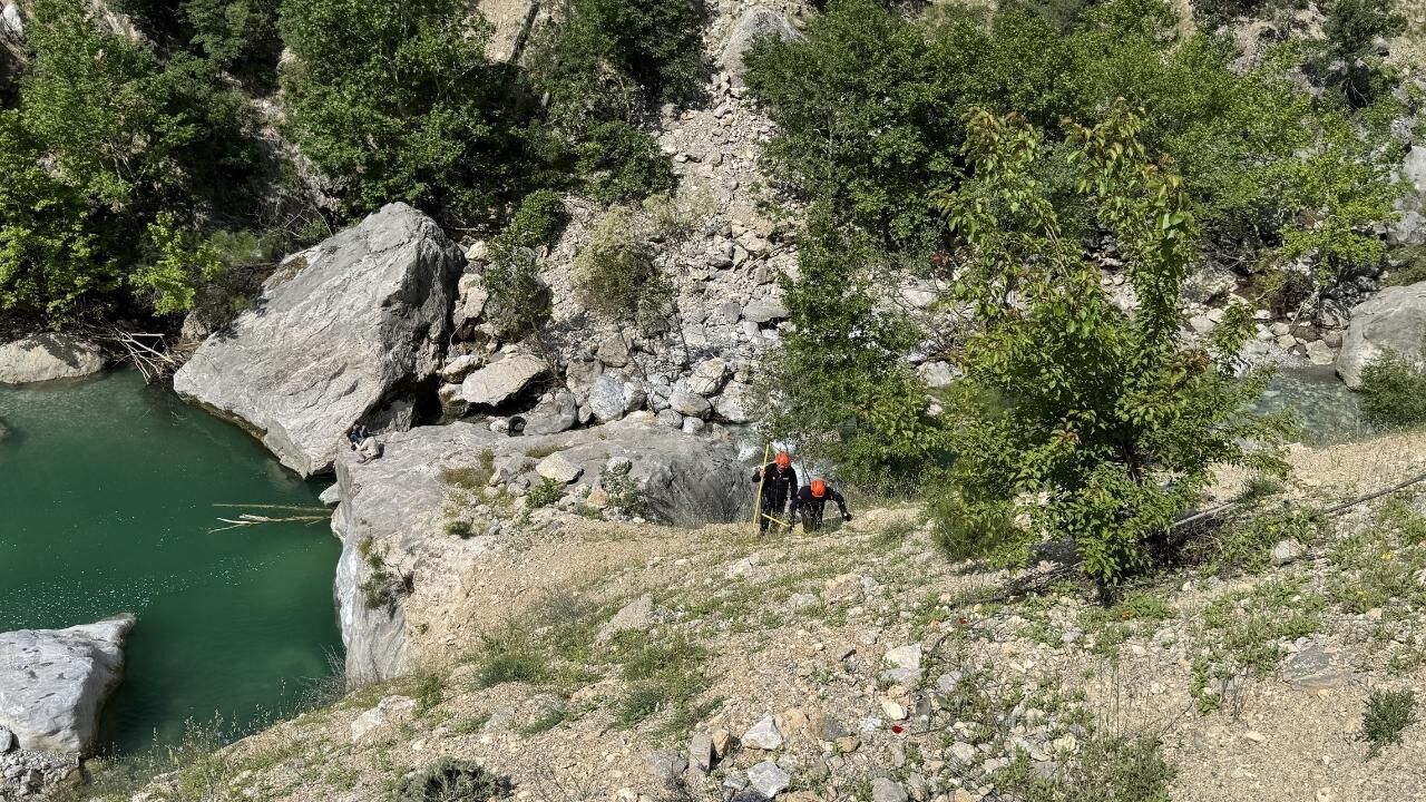 Kahramanmaraş'ta Balık Tutarken Nehre Düştü! 50 Kişilik Ekip Seferber Oldu (2)