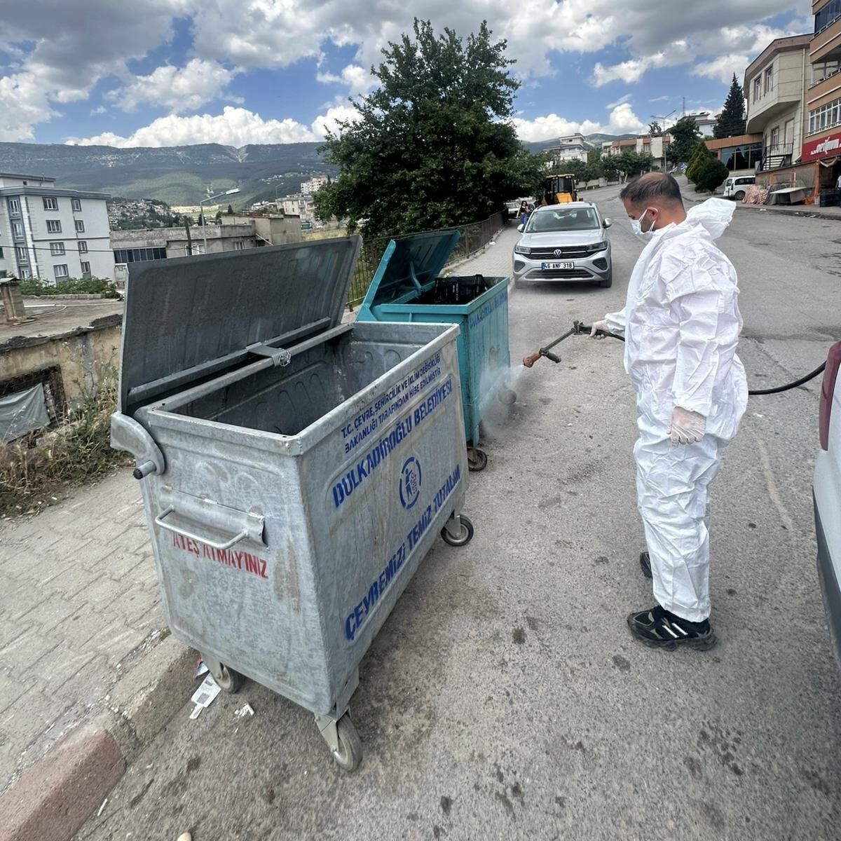 Kahramanmaraş'ta Bayram Temizliği Ve Ilaçlama Çalışmaları Sürüyor (2)