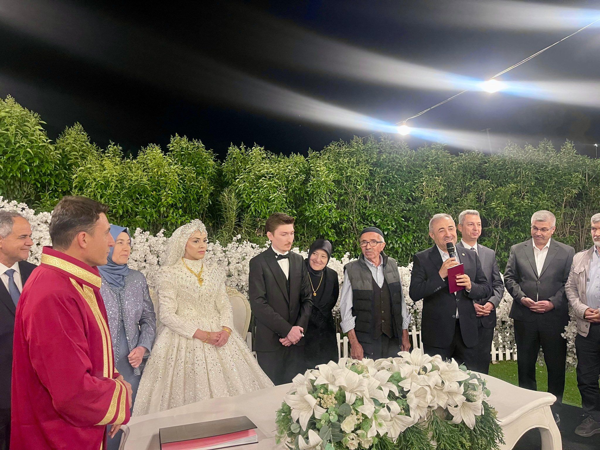 Milletvekili Karatutlu Genç Çiftin Mutluluğuna Ortak Oldu1