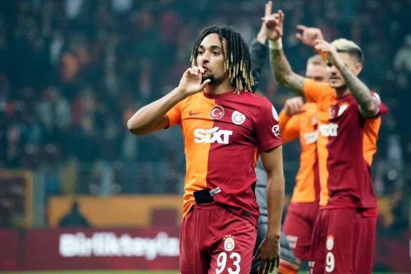Sacha Boey Evli Mi Sevgilisi Kim, Çocuğu Var Mı (3)