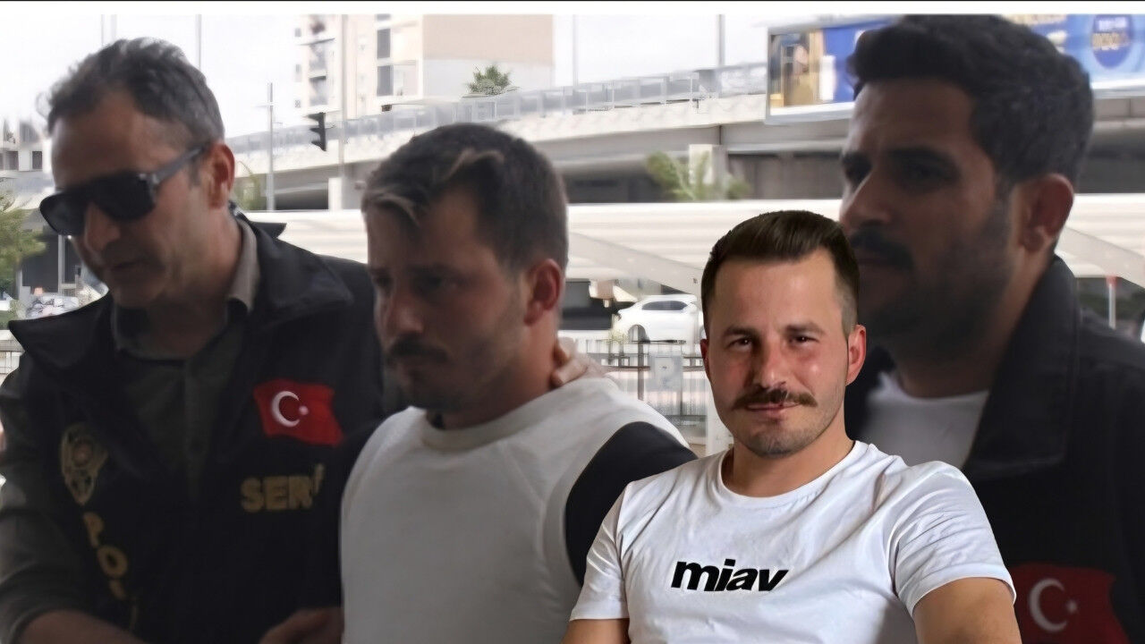 Selektör katliamında ölen 3 arkadaş toprağa verildi