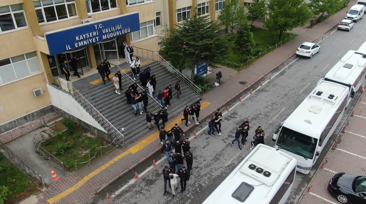 Yasa Dışı Bahis Soruşturmasında 60 Tutuklama Kararı (1)