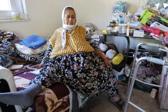 67 Yaşındaki Kadının Karnından 40 Kiloluk Kitle Çıktı (2)