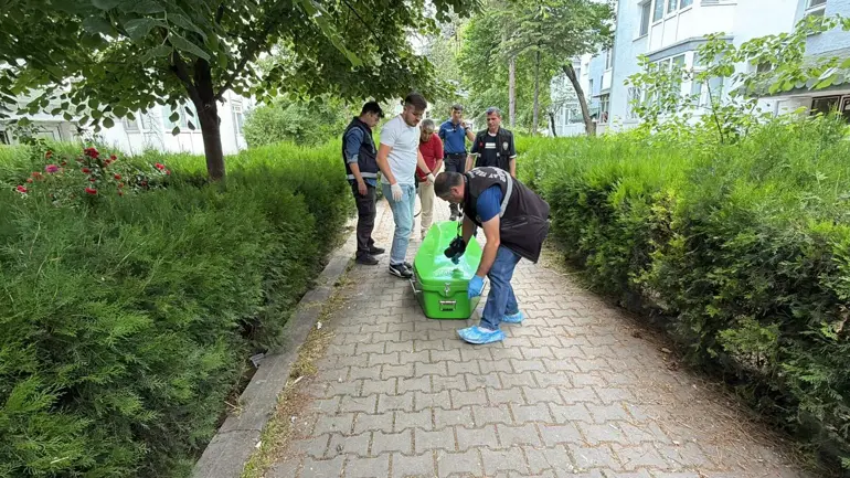 Evinde ölü bulunan kadın, 78 yıl kimliksiz yaşamış-1