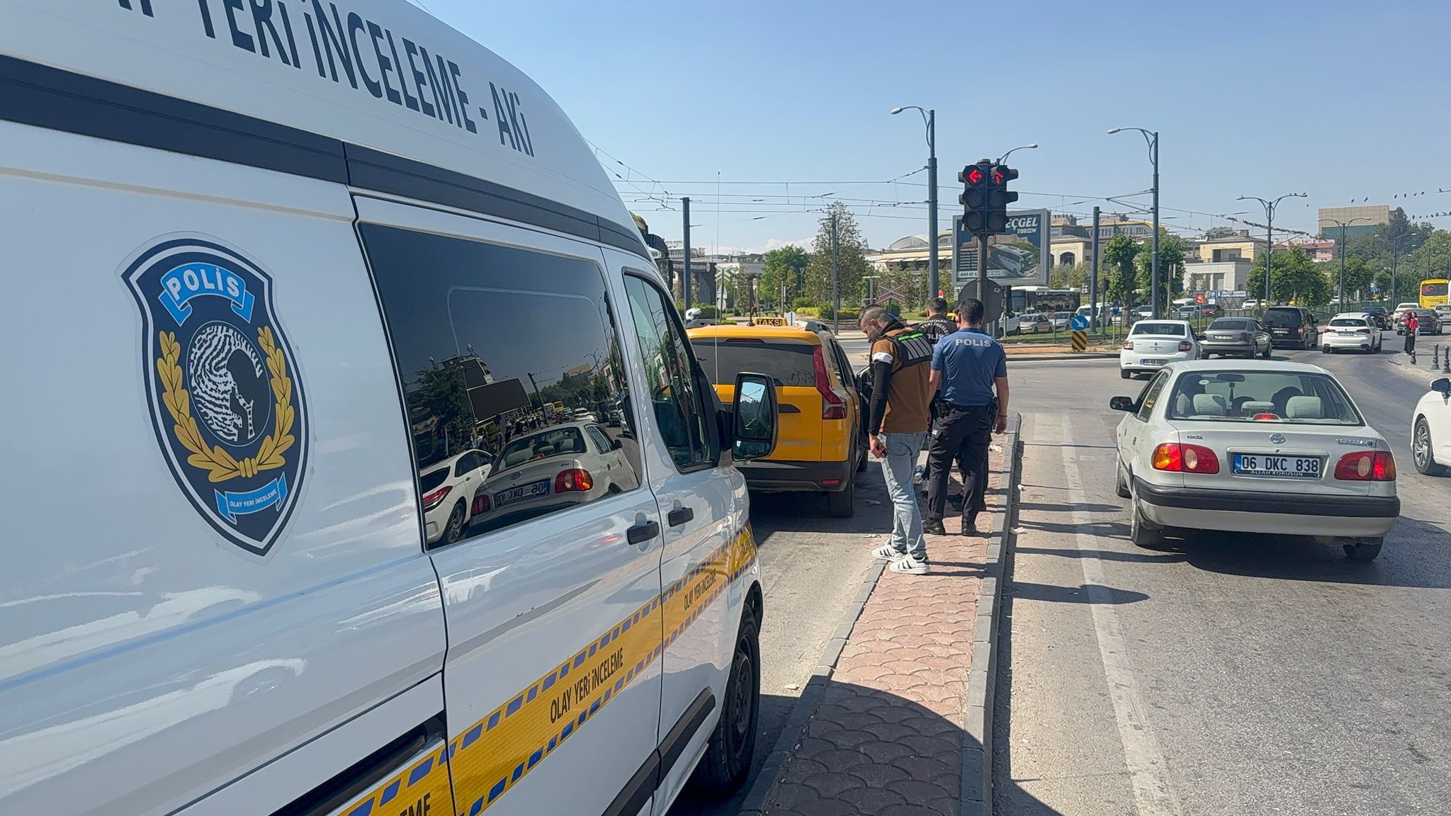 Gaziantep'te taksi durağı önünde bıçaklı kavga: 6 yaralı