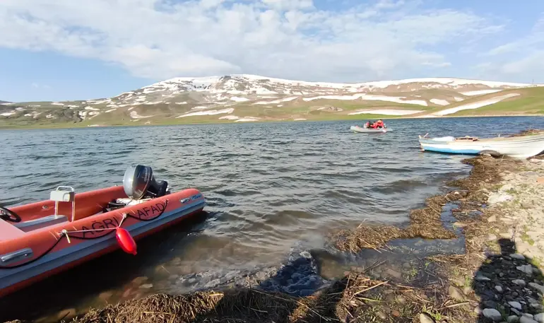 Açıldığı Balık Gölü'nde Cesedi Bulundu