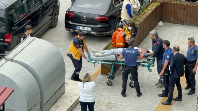 Adliye Önü Savaş Alanına Döndü, 8 Kadın Gözaltına Alındı (1)
