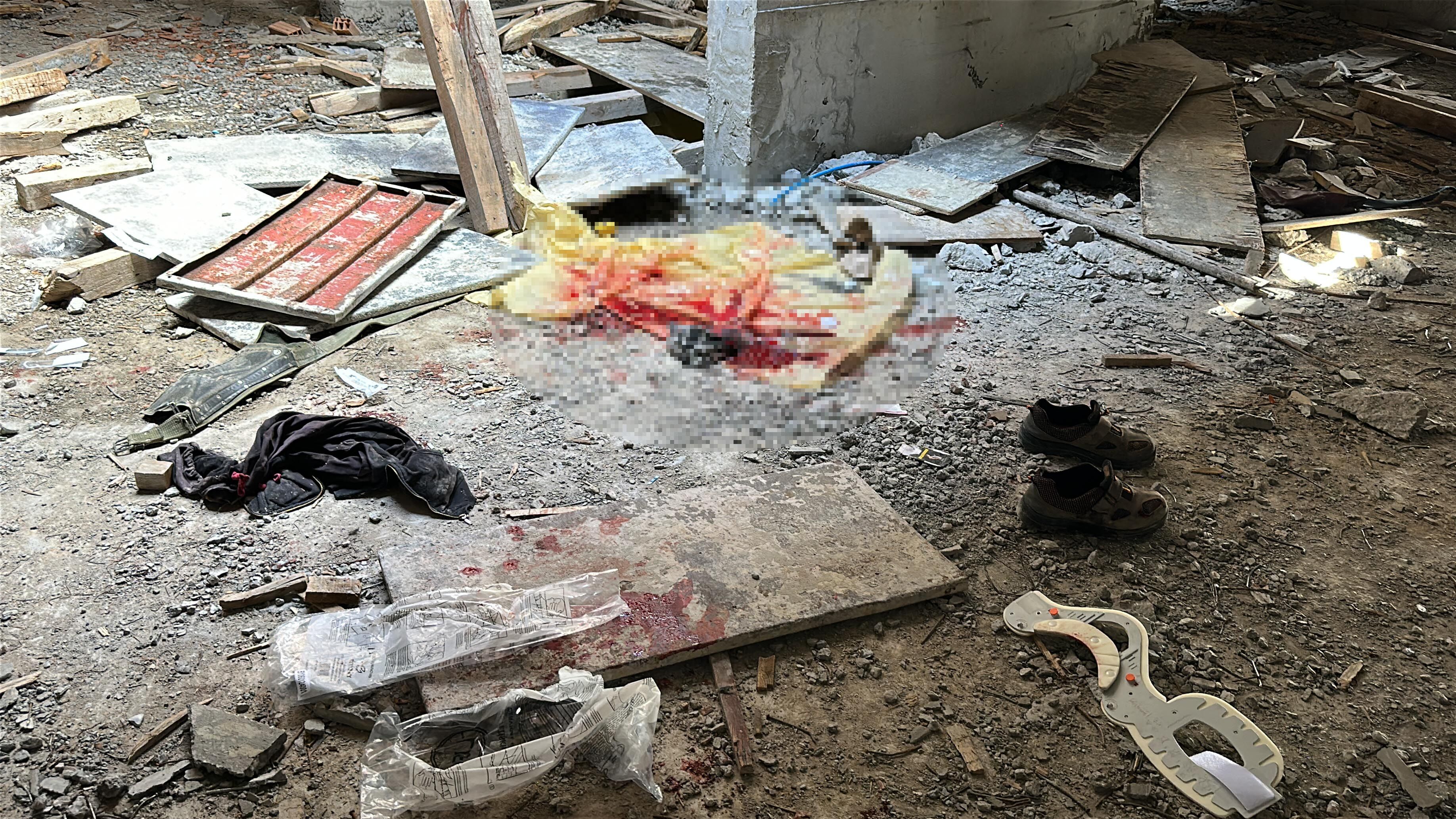 Makara devrilen iskele çöktü; 2 ölü, 2 yaralı