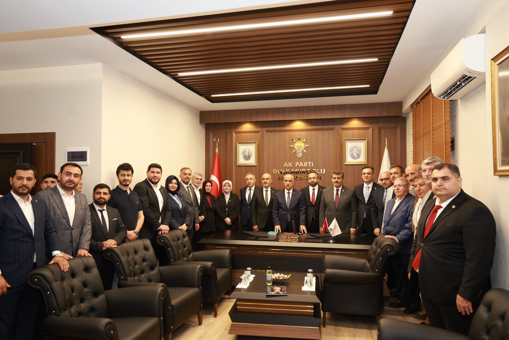 Ak Parti Dulkadiroğlu İlçe Başkanlığı Yeni Hizmet Binasını Açtı (2)