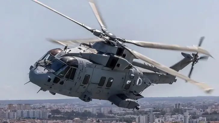 Askeri helikopter düştü: 3 ölü