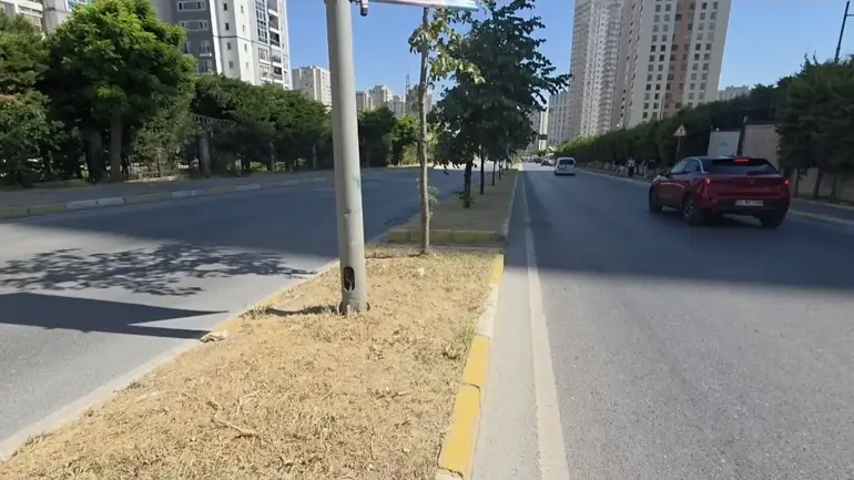 Avcılar'da Motosikletle Gezmeye Çıkan 4 Arkadaş Kaza Yaptı; 1 Ölü 3 Yaralı