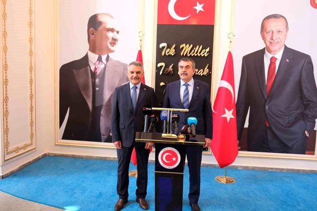 Bakan Tekin açıkladı: Kahramanmaraş’ta binlerce öğrenciyi ilgilendiriyor