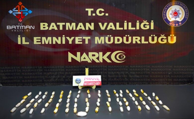 Batman’da Inanılmaz Olay; 4 Yolcunun Midesinden 353 Parça Halinde 2 Kilo 700 Gram Uyuşturucu Çıktı