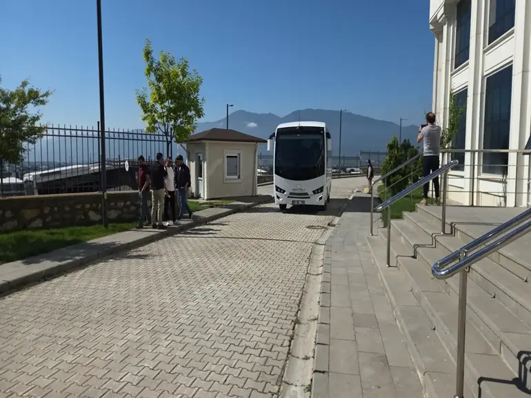 Bursa Merkezli 4 Ildeki Uyuşturucu Operasyonunda 29 Şüpheli Adliyede