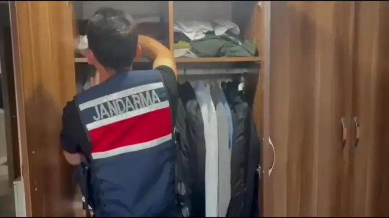 Çapkanlar Suç Örgütüne Büyük Darbe 24 Kişi Gözaltında! (2)