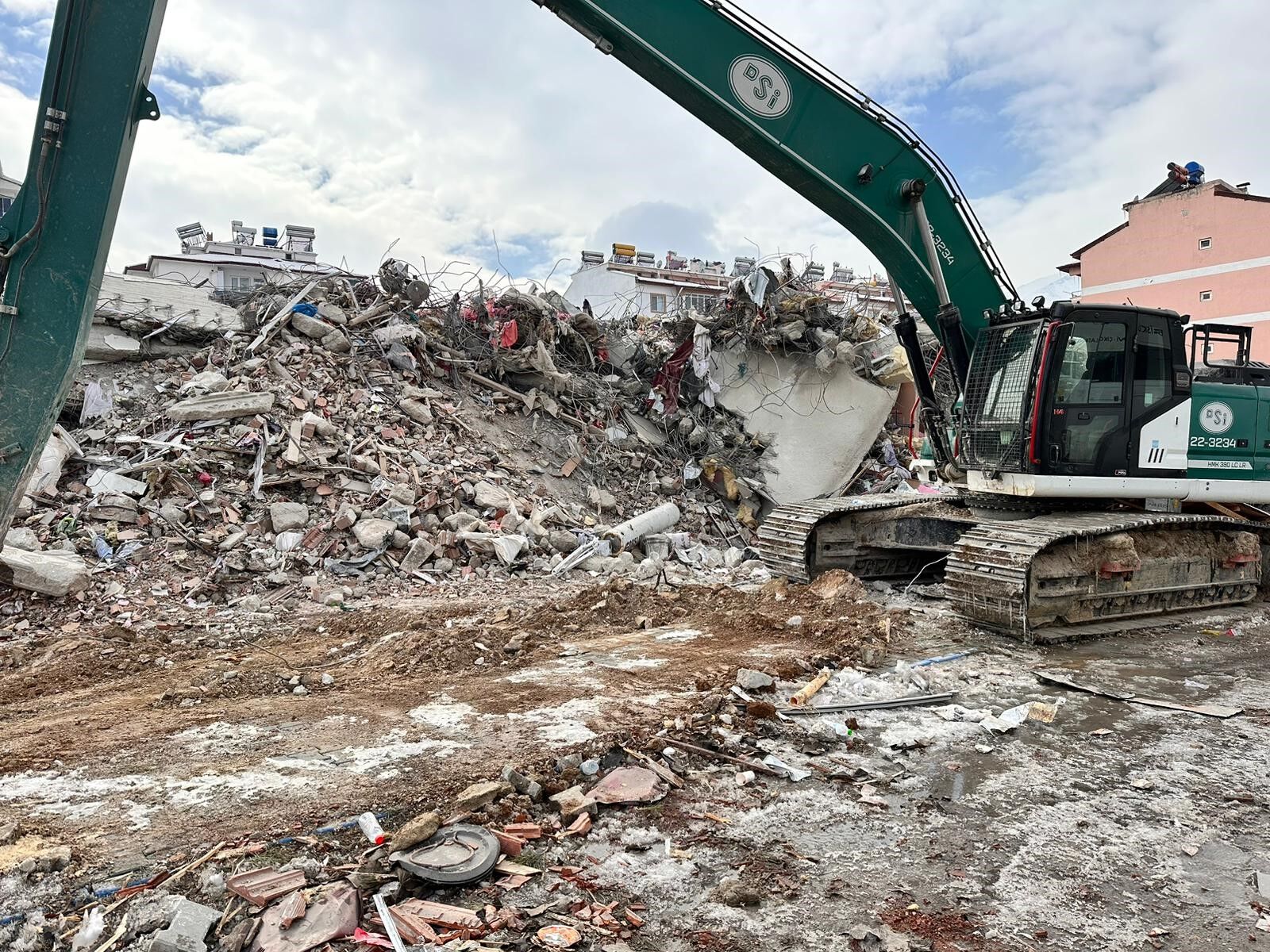 Deprem Davasında Dikkat Çeken Gerekçe 'Saygılı Tutum' Cezada Indirime Neden Oldu (2)