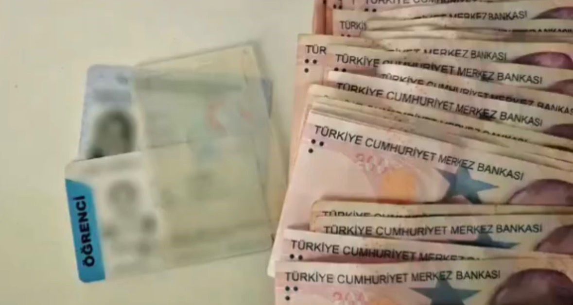 Dilencinin Üzerinden Servet Çıktı (1)