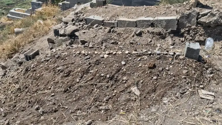Diyarbakır'da Öldürülen Hamile Helin'in Annesi; Sanık, Bebeği Öldürmekten De Yargılansın