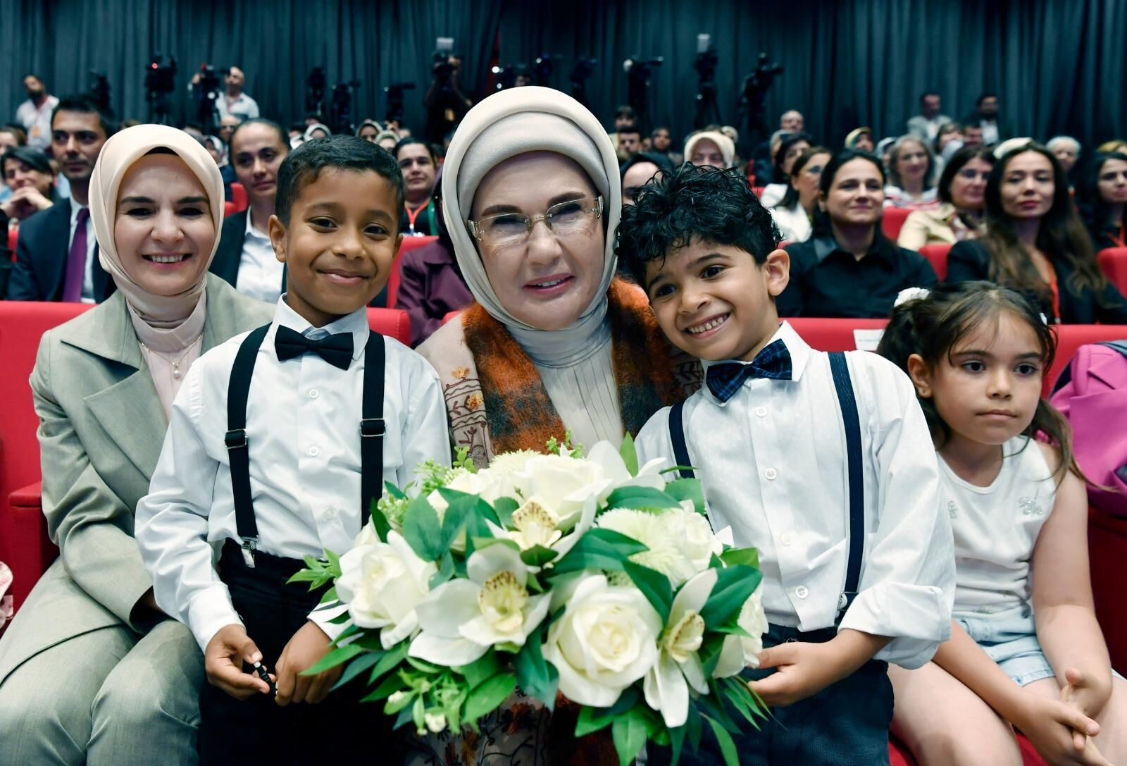 Emine Erdoğan’dan Kahramanmaraş’a örnek başarı ödülü-1