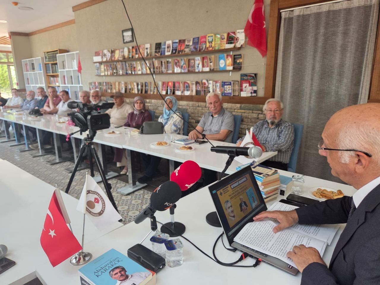Edebiyat Akademileri’nde Muhteşem Sezon Finali (8)