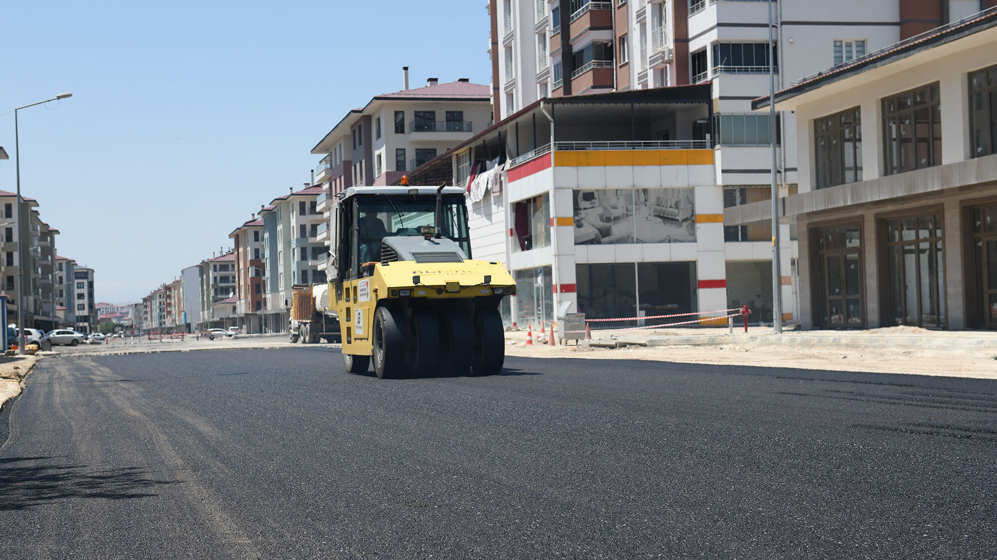Elbistan’ın Ulaşım Damarı Yenileniyor Hacı Esat Efendi Caddesi’nde Dev Dönüşüm (1)