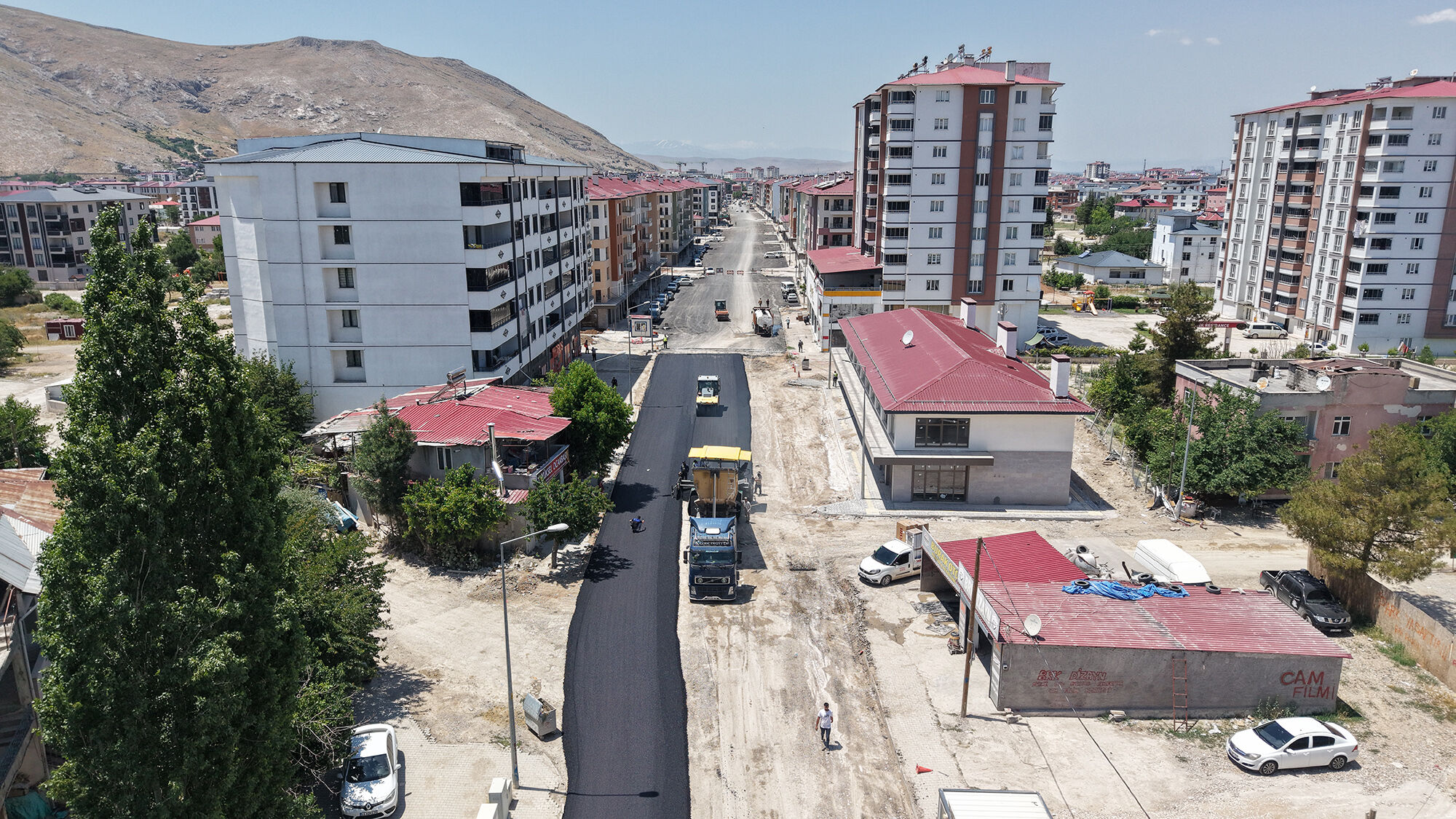 Elbistan’ın Ulaşım Damarı Yenileniyor Hacı Esat Efendi Caddesi’nde Dev Dönüşüm (2)