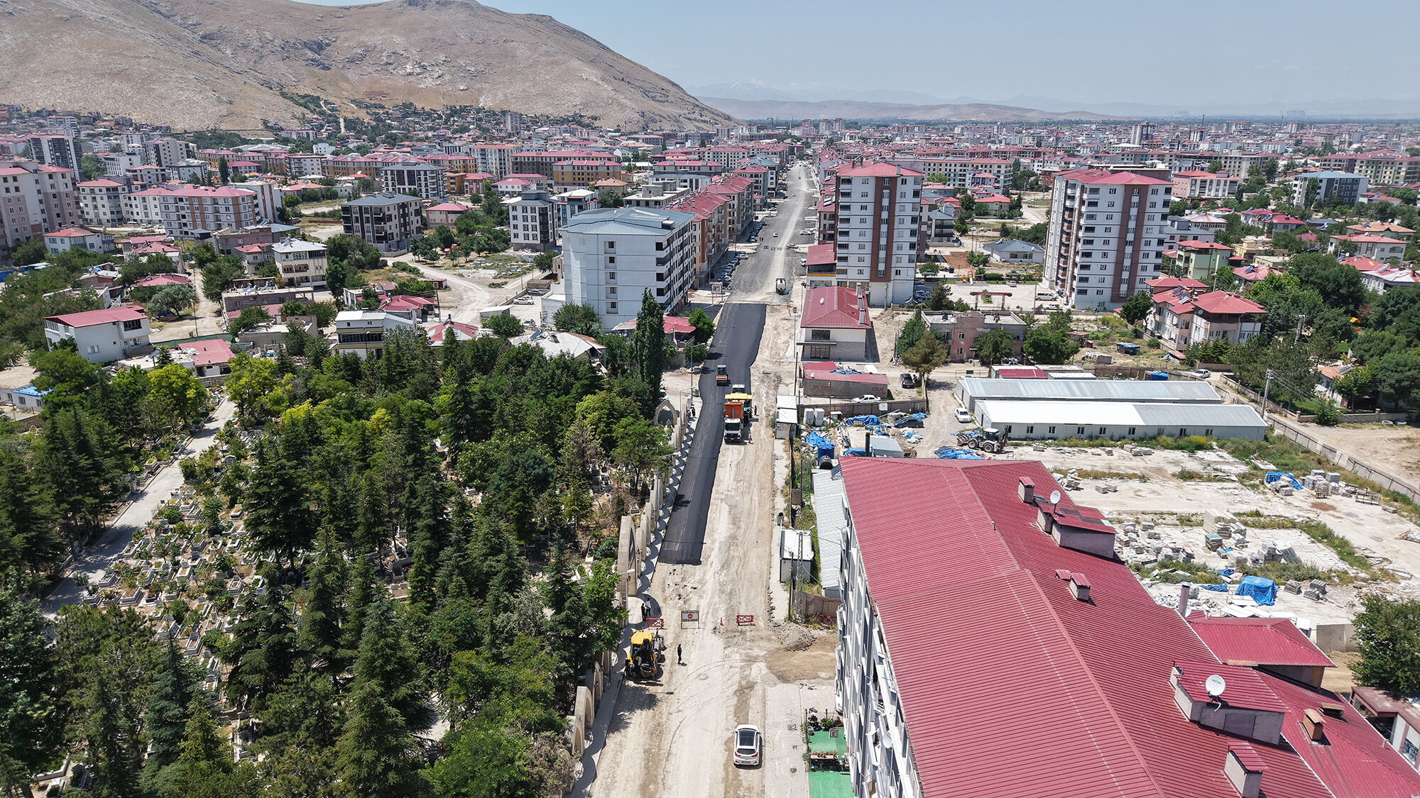 Elbistan’ın Ulaşım Damarı Yenileniyor Hacı Esat Efendi Caddesi’nde Dev Dönüşüm (4)