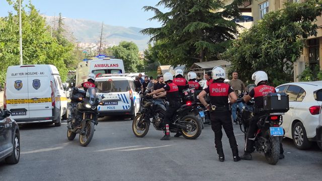 Eşine Ve Kızlarına Kurşun Yağdırdı 1 Ölü, 2 Yaralı (3)