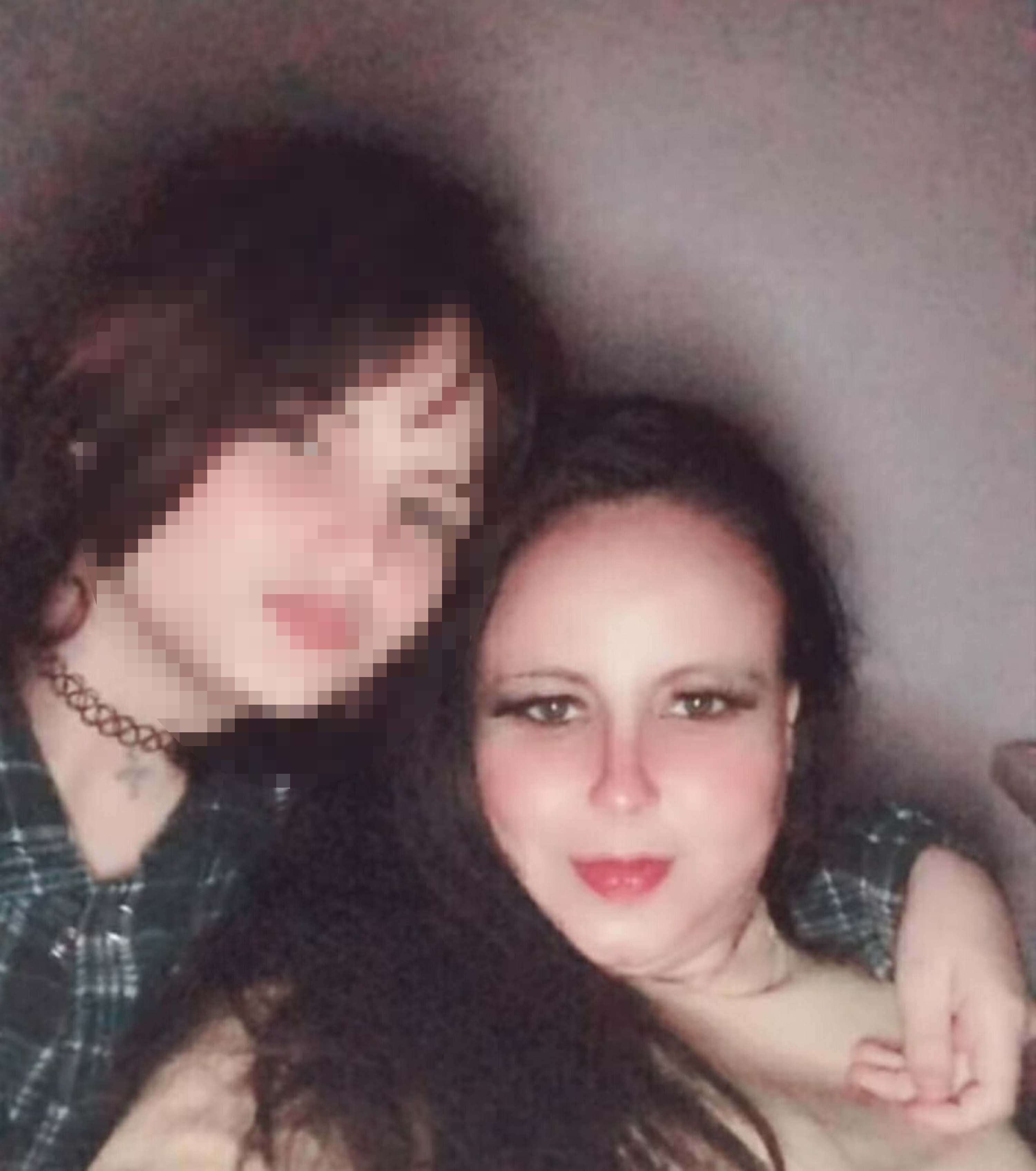Eski Eşinin Kezzaplı Saldırısına Uğrayan Kadın Öldü, Kızı Yaraladı (3)