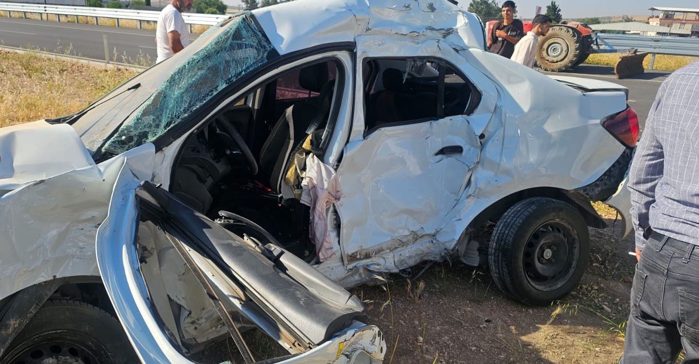Gaziantep'te Yks Sabahı Kahreden Kaza! Sınava Giderken Yaralandılar (1)-1