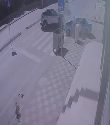Kazada ağır yaralanan otomobil sürücüsü kurtarılamadı