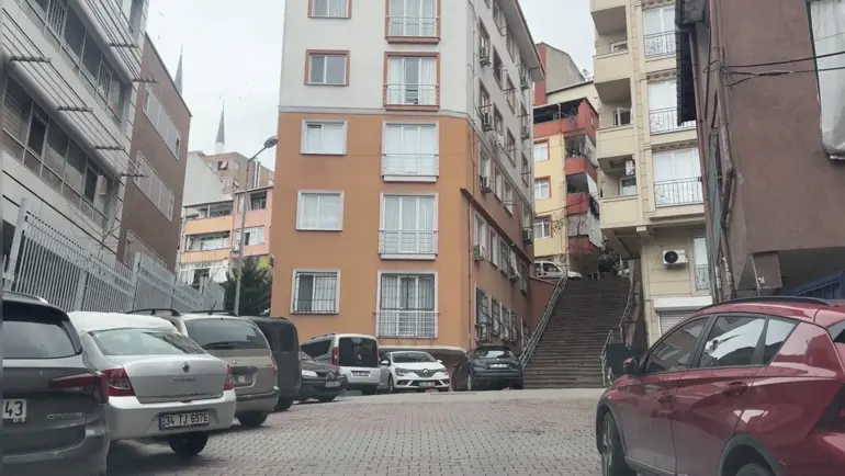 Kağıthane'den Bolu'ya 250 Km Yol Gidip 740 Bin Lira Değerinde Altın Çalan 3 Şüpheli İstanbul'da Yakalandı