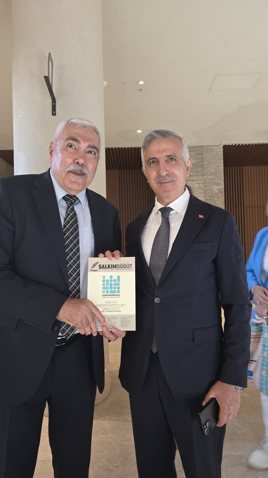 Kahramanmaraş Edebiyatı Dünyaya Açılıyor Salkımsöğüt Dergisi Artık Basılı Yayında (8)