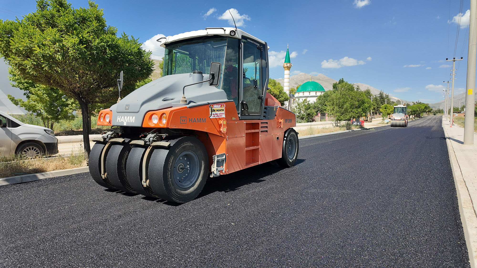 Kahramanmaraş Elbistan’da 1,5 Km’lik Yol Baştan Sona Yenileniyor (2)