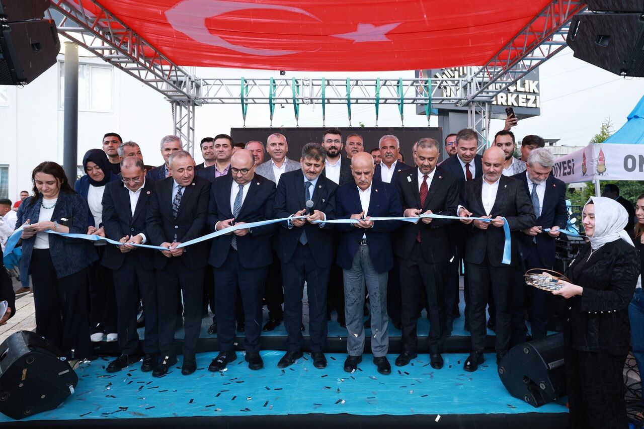Kahramanmaraş Onikişubat’ta Kale Gençlik Merkezi Açıldı (4)-1