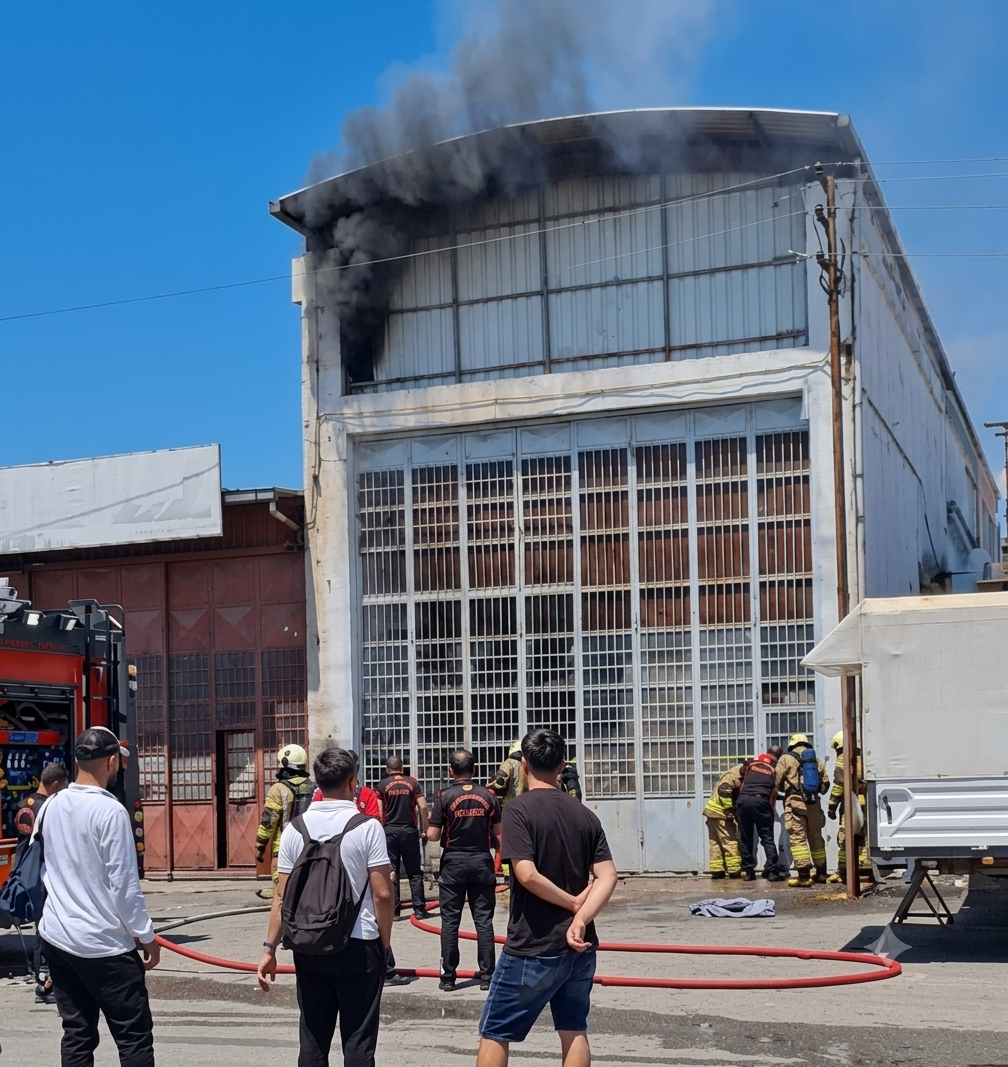 Kahramanmaraş Sanayisinde Iş Yeri Yangını-1