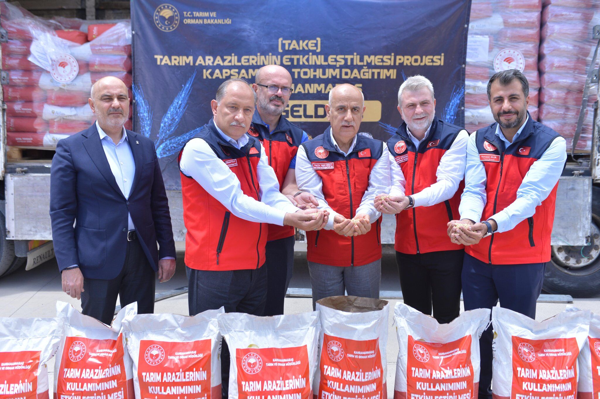 Kahramanmaraş’ta 120 Çiftçiye %50 Hibeli Soya Tohumu Dağıtıldı (5)