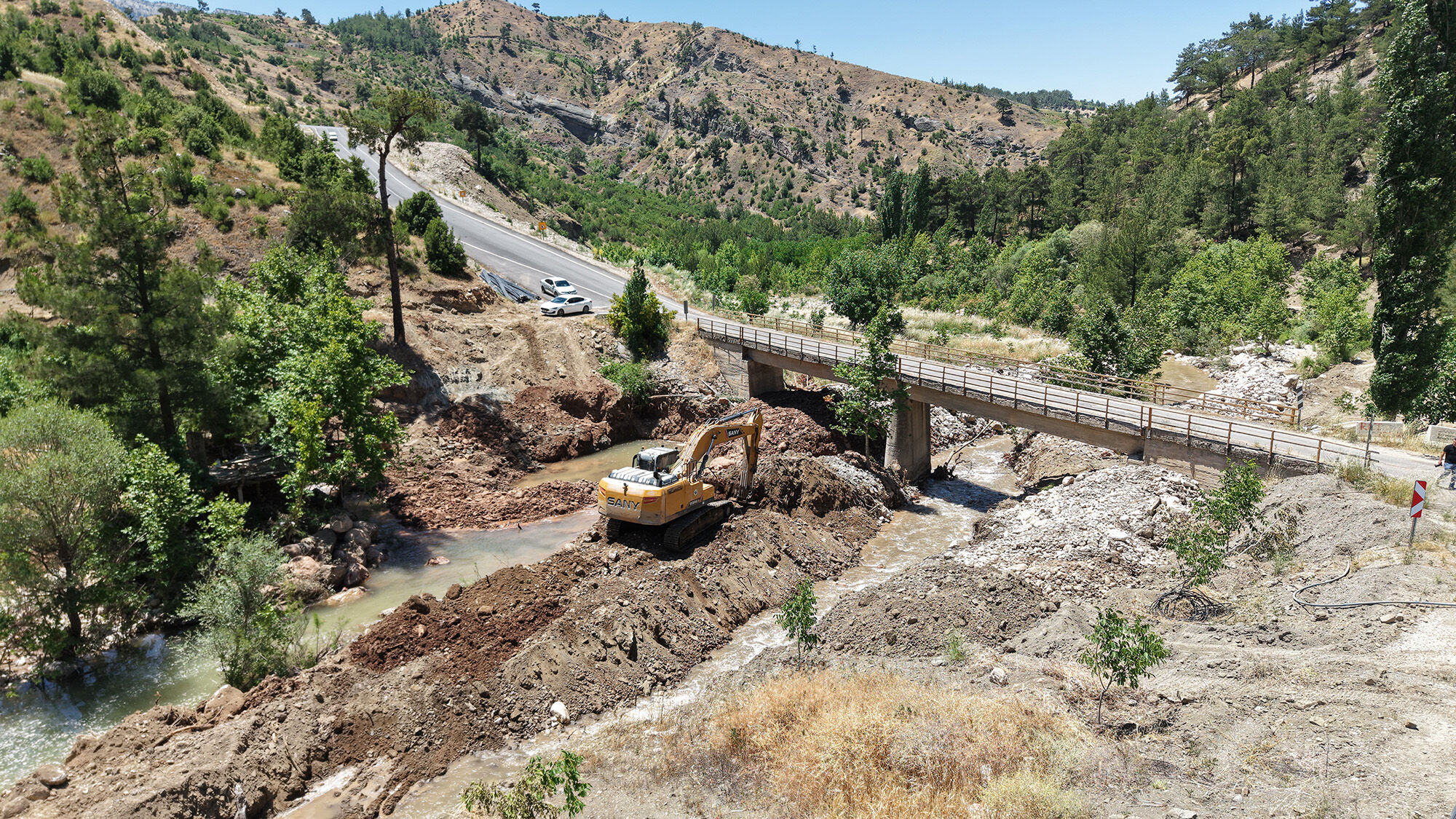 Kahramanmaraş’ta 43 Metrelik Yeni Köprü İnşa Ediliyor (4)